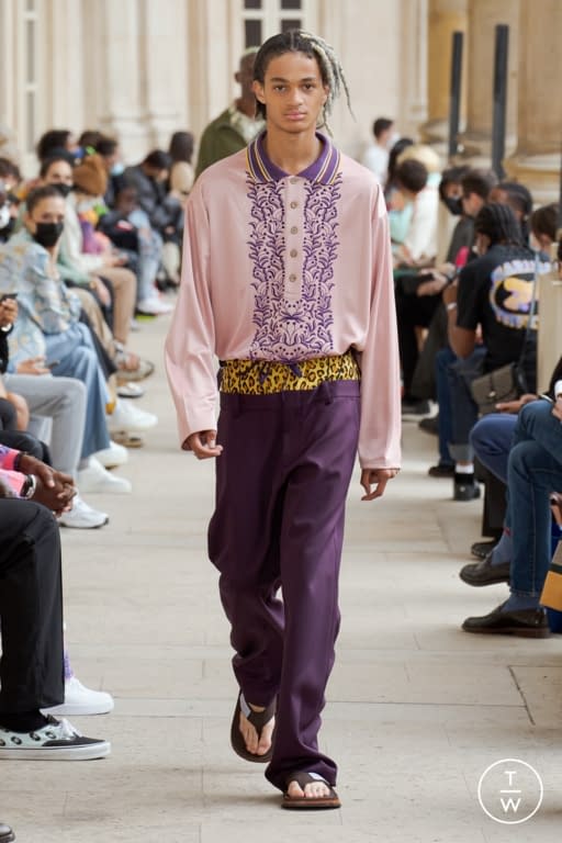 SS22 Bluemarble Look 8