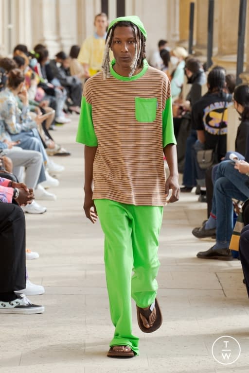 SS22 Bluemarble Look 21
