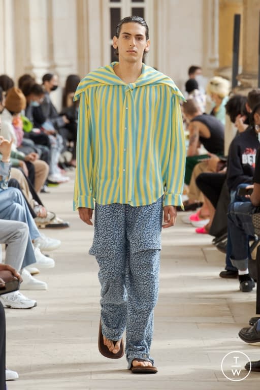 SS22 Bluemarble Look 24