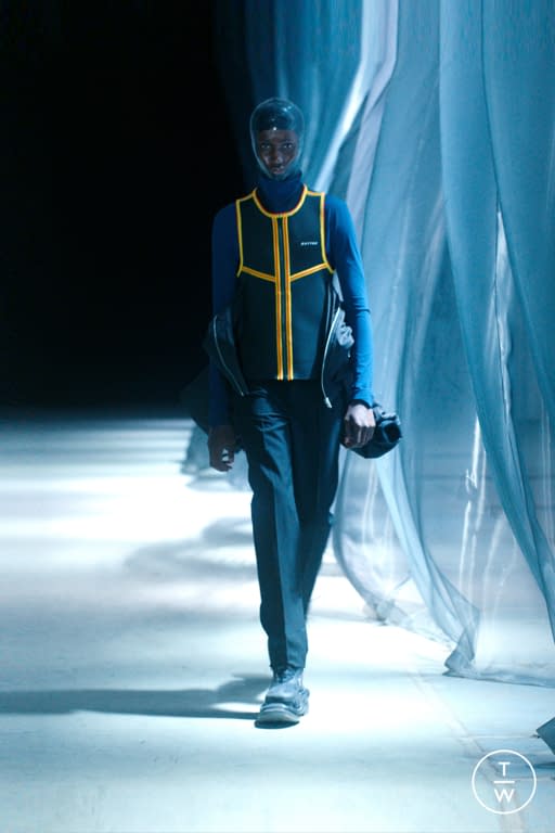 SS22 Botter Look 15
