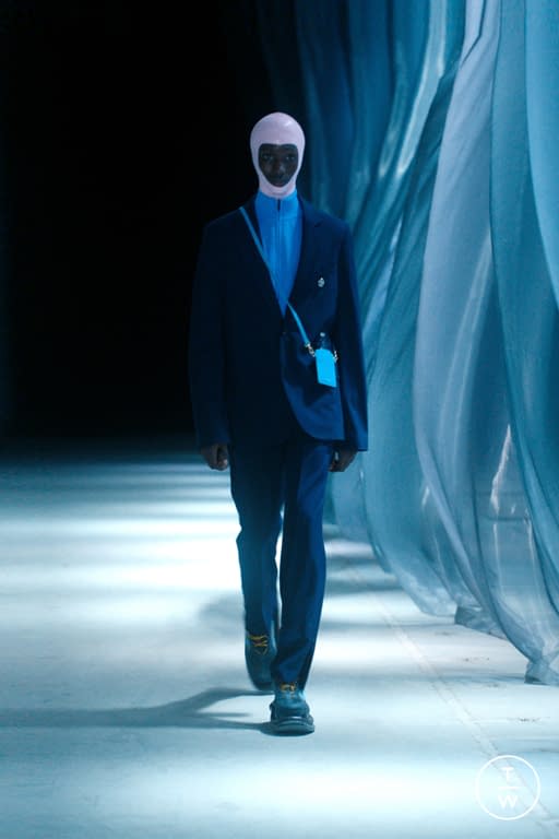 SS22 Botter Look 23