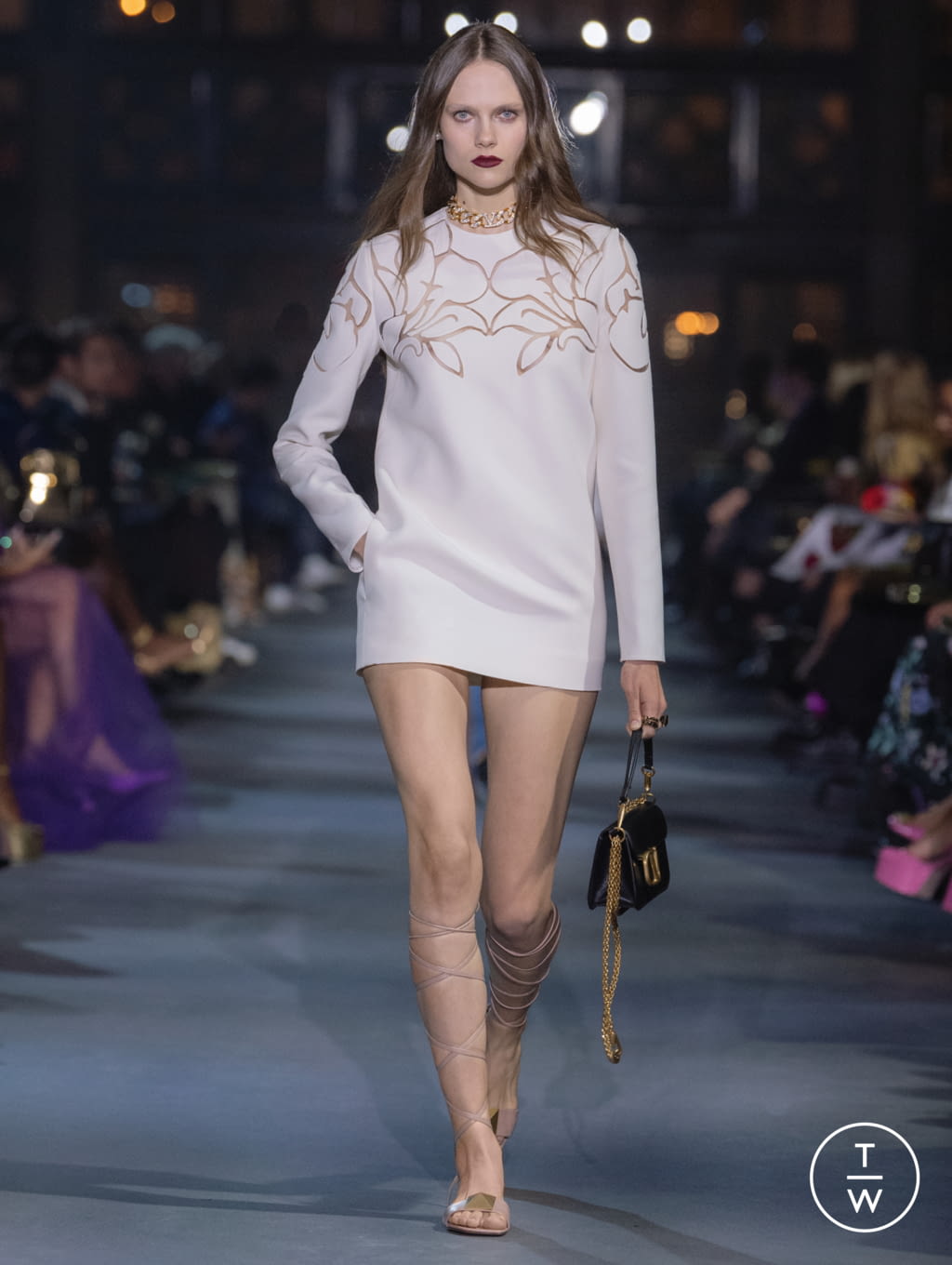 Fashion Week Paris Spring/Summer 2022 look 69 from the Valentino collection womenswear