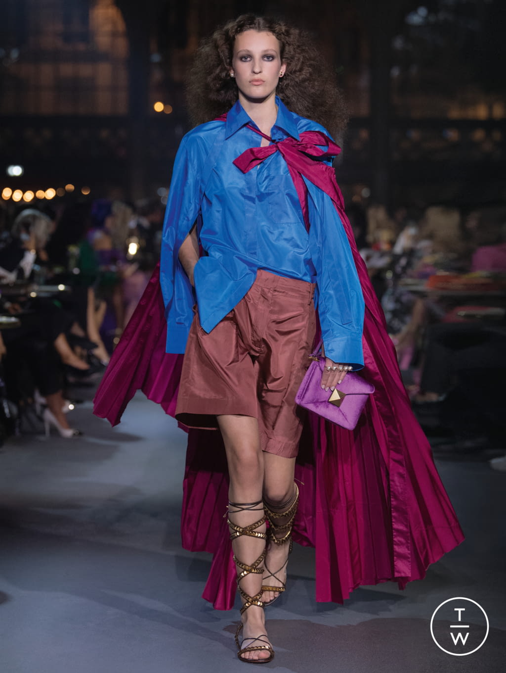 Fashion Week Paris Spring/Summer 2022 look 84 from the Valentino collection womenswear