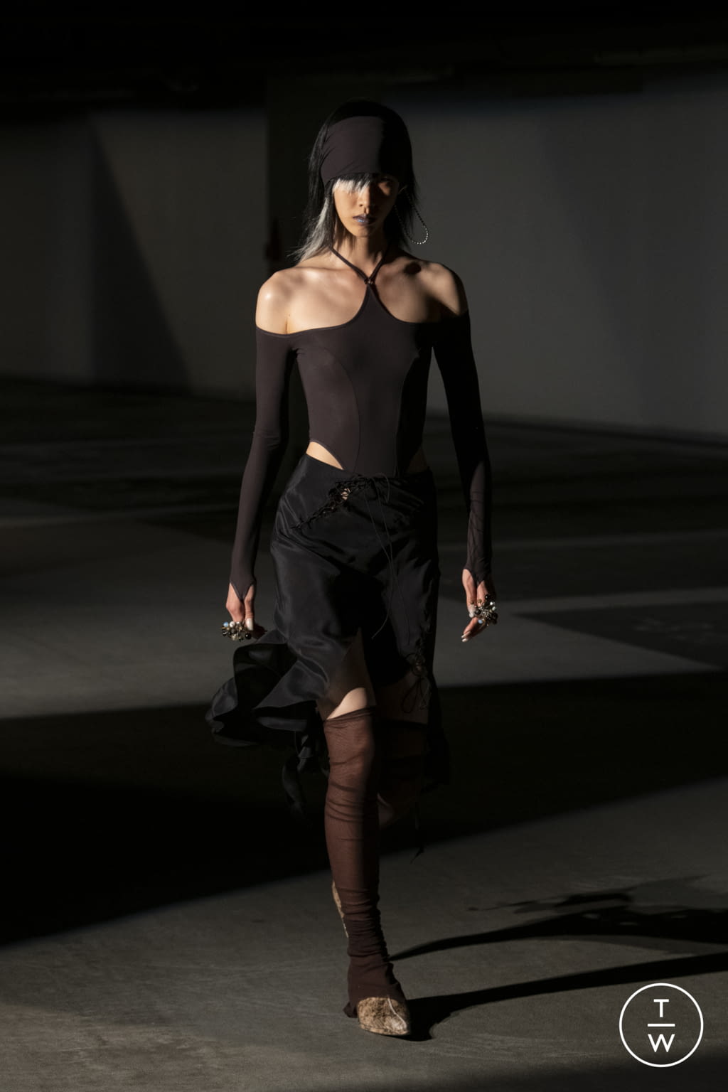 Fashion Week London Spring/Summer 2022 look 18 from the KNWLS collection 女装
