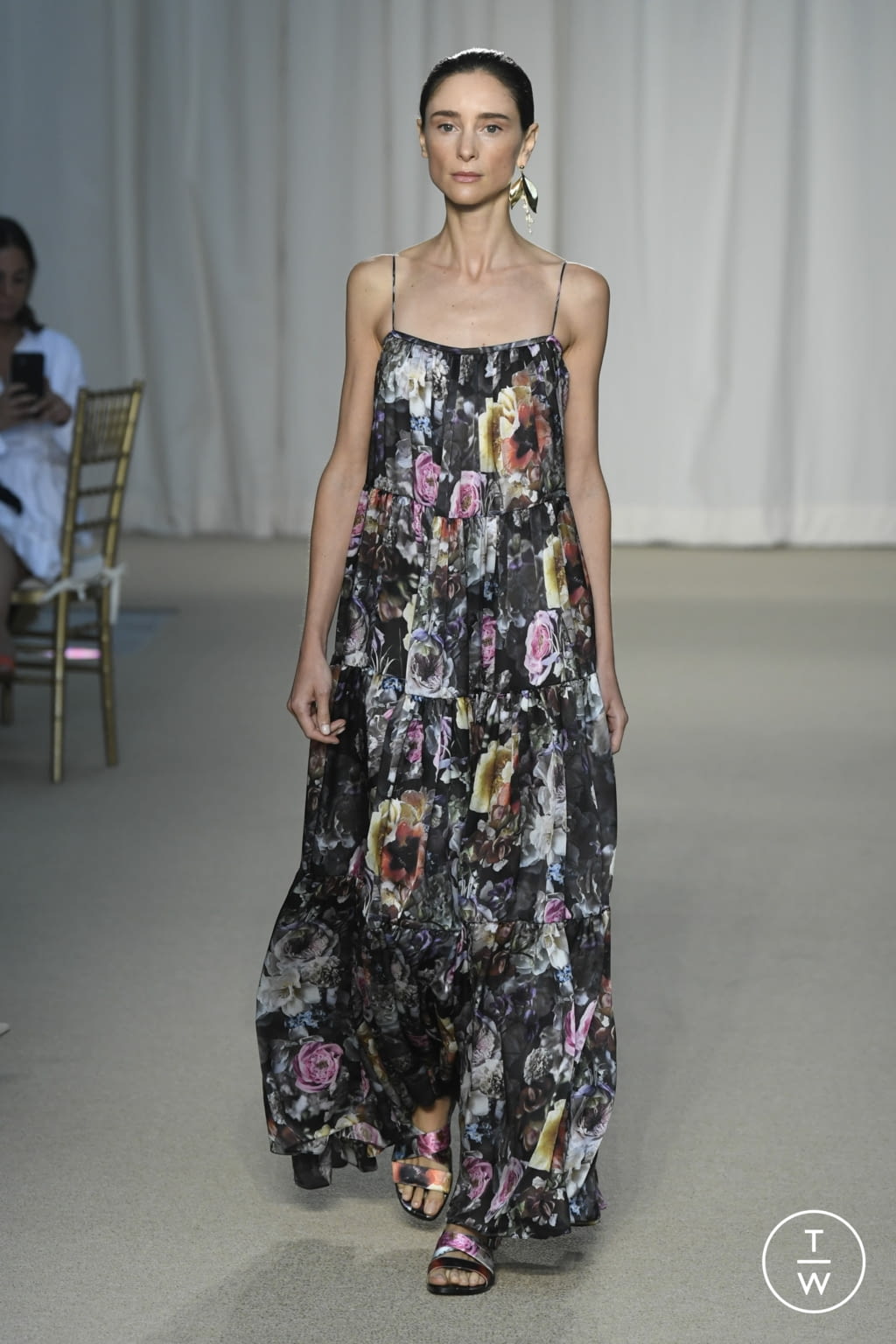 Fashion Week New York Spring/Summer 2022 look 22 from the Adam Lippes collection womenswear