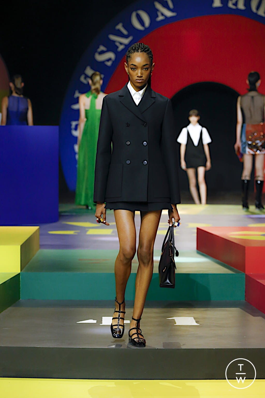 Fashion Week Paris Spring/Summer 2022 look 3 from the Christian Dior collection womenswear
