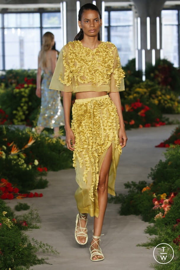 Fashion Week New York Spring/Summer 2022 look 23 from the Jason Wu collection womenswear