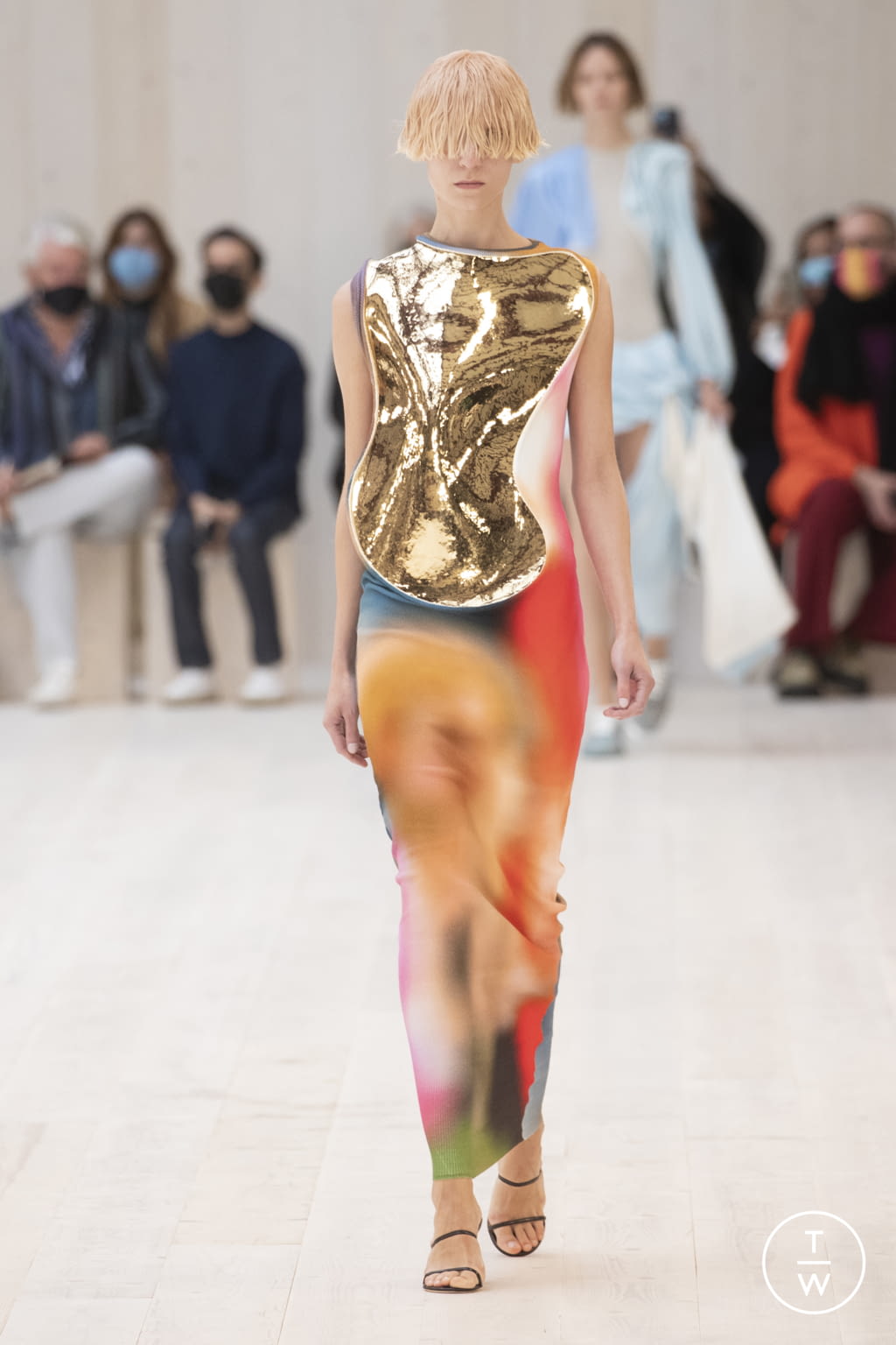 Fashion Week Paris Spring/Summer 2022 look 11 from the Loewe collection womenswear