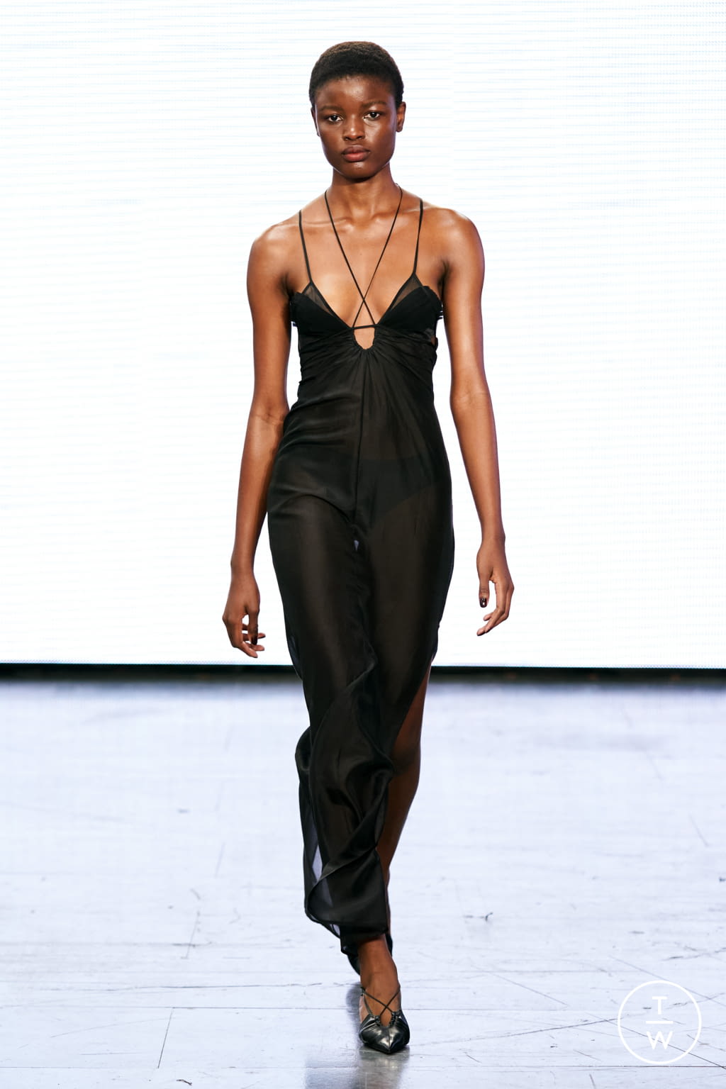 Fashion Week London Spring/Summer 2022 look 22 from the Nensi Dojaka collection womenswear