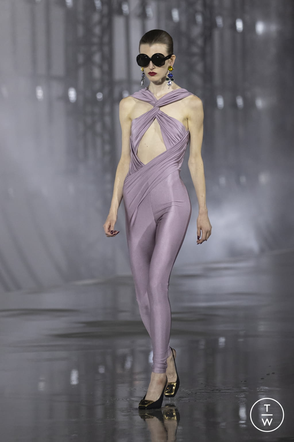 Fashion Week Paris Spring/Summer 2022 look 56 from the Saint Laurent collection womenswear