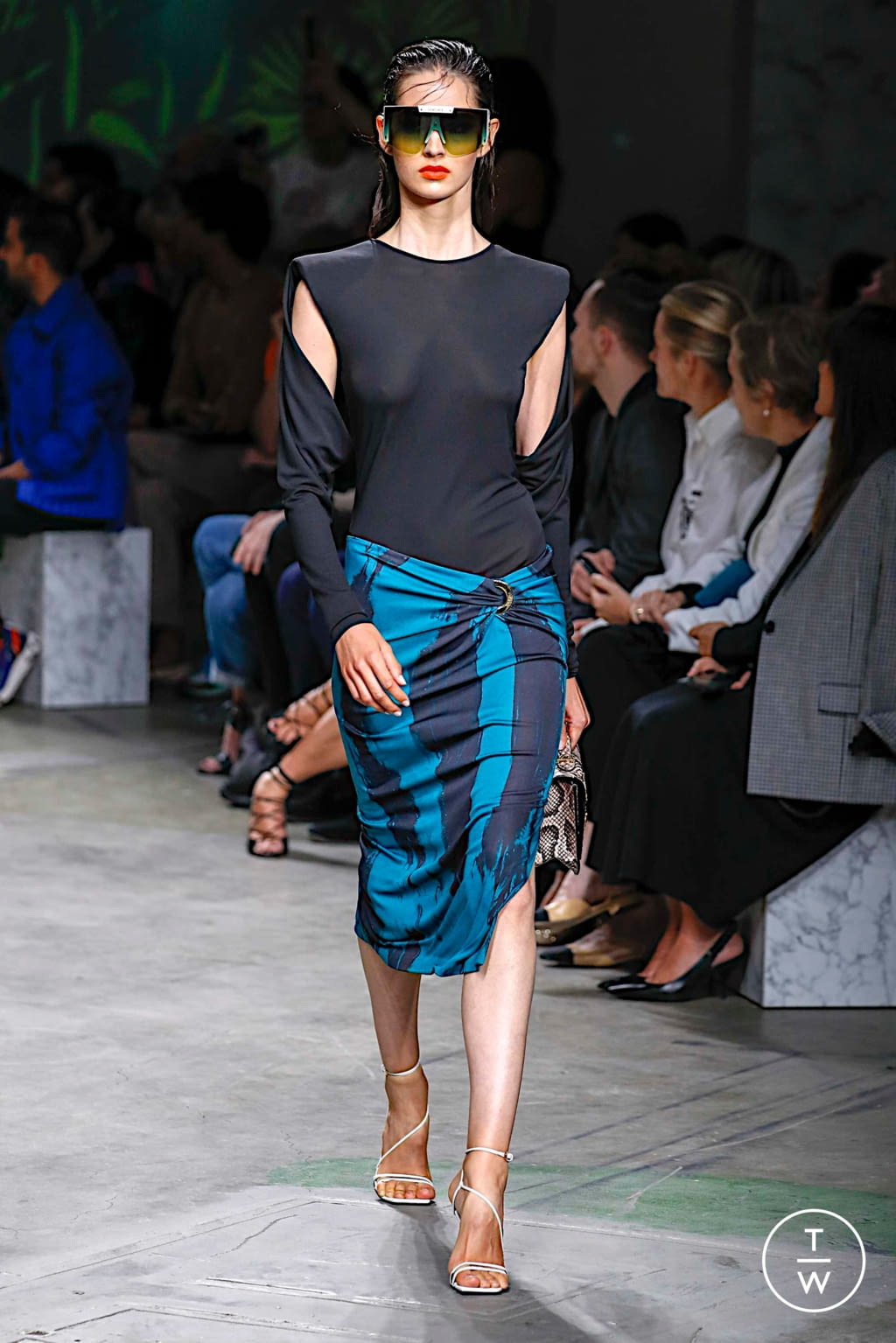 Fashion Week Milan Spring/Summer 2020 look 14 from the Versace collection womenswear